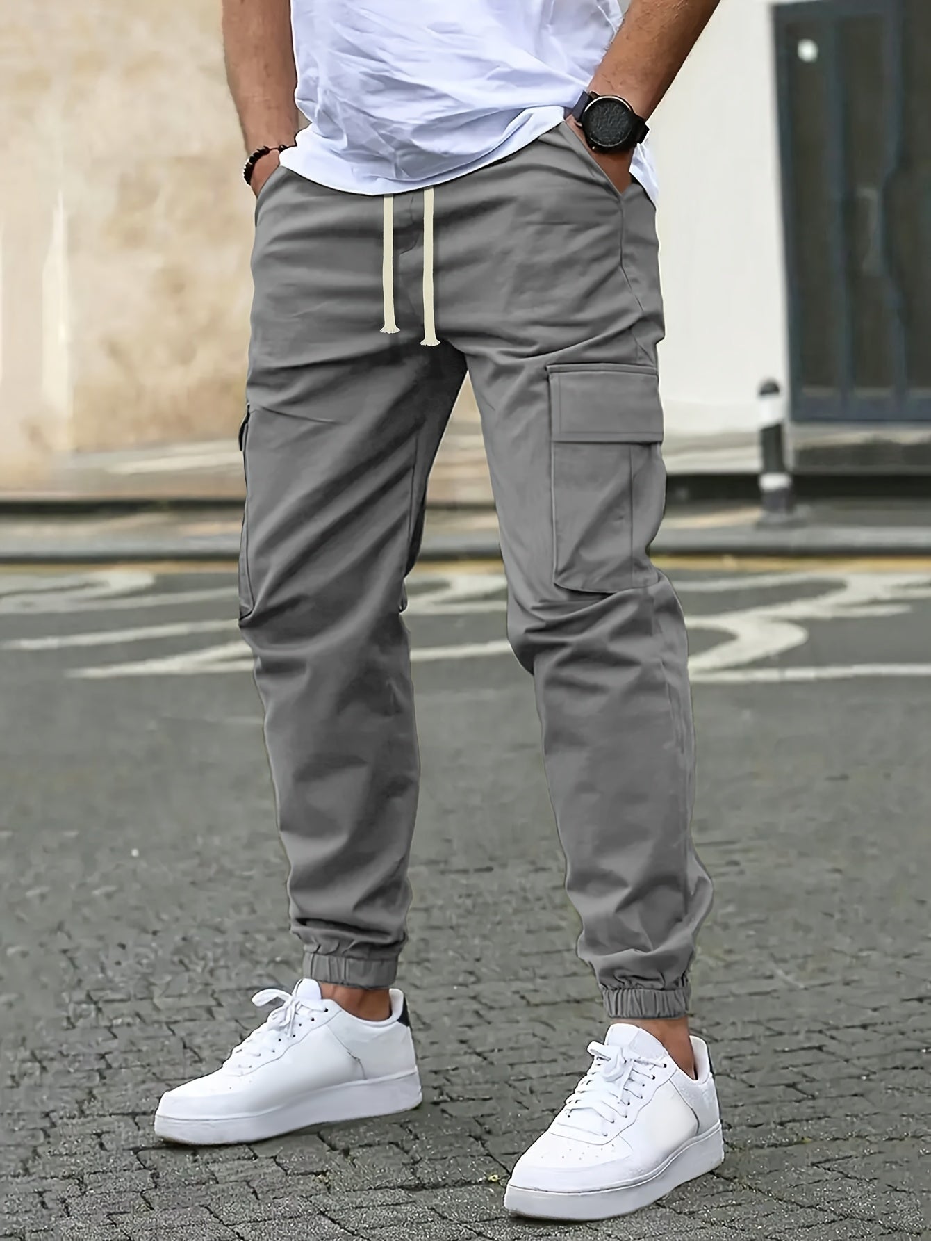 Men's Slim-Fit Cargo Pants